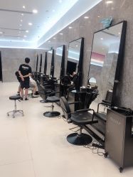 -TONI&GUY