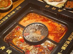 -老牌坊云南鱼豆花火锅(哈西万达店)