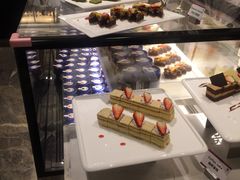 甜品区-飨食汇全日制餐厅·昆山皇冠假日酒店(九方店)