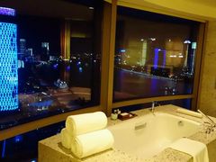 -上海外滩茂悦大酒店