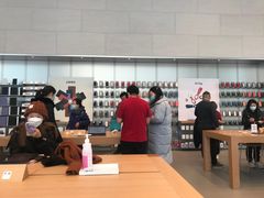-Apple零售店(华贸购物中心店)