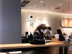 -星巴克臻选(北京银泰店)