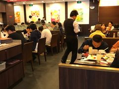 大堂-康师傅私房牛肉面(马泉营奥莱店)