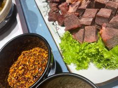 -乔家小院•非遗驴肉•本地小海鲜(滨河路店)