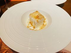 伊芙罗坦小蛋糕-造精酿餐厅