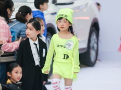 -潮童星少儿模特形体培训(郑州总校)