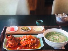 松鼠桂鱼面-苏面坊(苏州托尼洛·兰博基尼书苑酒店)