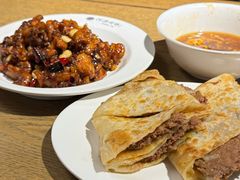 牛肉馅儿饼-河沿肉饼Beijing Pie(东华门店)