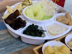 -鸡遇虾煲干锅火锅(小寨金莎店)