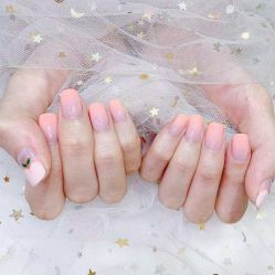 -莉娜美睫·穿戴甲