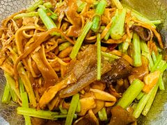 -董厨煨汤馆(车站路店)