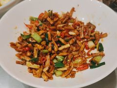 -辛香味烧鱼馆·非遗技艺·排骨红烧肉(光谷医药园店)