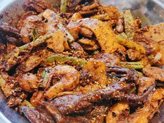 -嘎嘎鸭下巴·爆辣干锅(明教寺店)