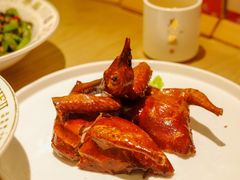 金牌脆皮玻璃纸乳鸽-粤集·手工粤菜(皇庭广场店)