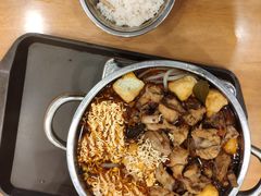 -华中科技大学东三学生食堂