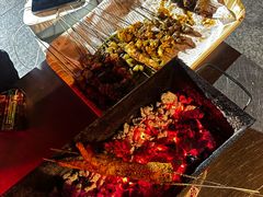 -老广烧烤(骆驼山康馨园店)