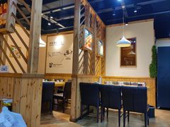 大堂-阿里巴巴海鲜烧烤家常菜(黄岛店)