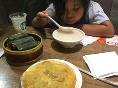 -蓉李记成都名小吃(二七万达店)