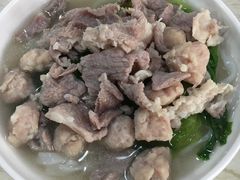 肉丸肉片河粉-伟文烧腊饮食(大润发店)