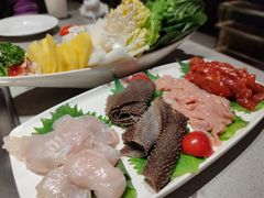 -海底捞火锅鲜切牛肉主题店(长寿路店)