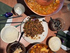 -浩海火燒雲傣家菜(芮欧百货店)