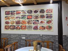 -华光驿站私房菜·黑金冠