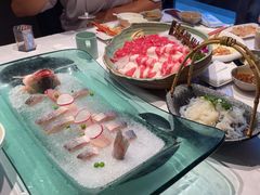 -泓炙颐凤鲜海鲜火锅料理(桐乡店)