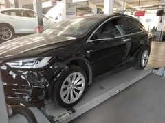 -TESLA 特斯拉(上海太古汇体验店)