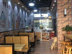 大堂-大耳光馄饨(玫瑰天街店)
