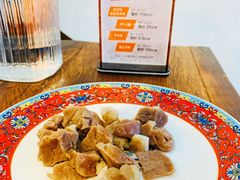 -毛辣果·贵州红酸汤牛肉火锅(西单店)