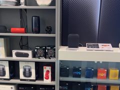 -Apple授权专营店(宝山万达店)