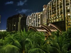 -三亚湾海居铂尔曼度假酒店