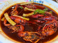 -金陵大勇烧烤·小龙虾·海鲜大咖(竹山路店)