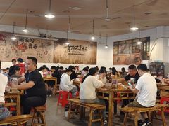 -冶建镜子·老南昌大排档·江西虾王(总店)