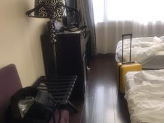 -桔子酒店(深圳东门湖贝地铁站店)