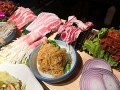 -明洞阿姨·韩式酱蟹烤肉·创意料理(三元桥店)