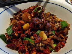 -小洞天柴火土菜馆