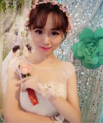 -艾米丽婚纱礼服