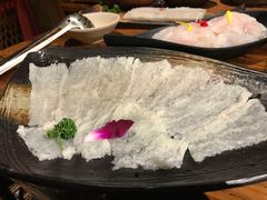 -老牌坊云南鱼豆花火锅(爱建店)