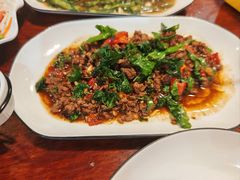 -Dang restaurant (patong phuket)