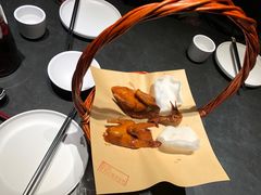 -鸽子侯·家宴·平价海鲜(市图书馆店)