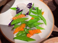 -云海肴·汽锅鸡·云南代表菜(浦江欢乐颂店)