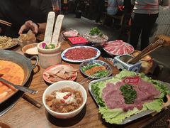 -萍姐火锅·公路夜市(武汉首店)