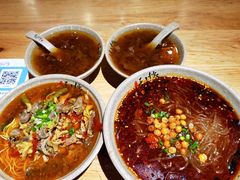 酸辣粉-默记孙抄手(经开万达店)