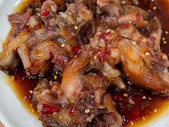 微辣辛辣猪蹄-贤花饭店(城阳店)