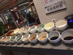 自助调料区-德香苑脆皮烤鸭·经典(爱融荟城店)