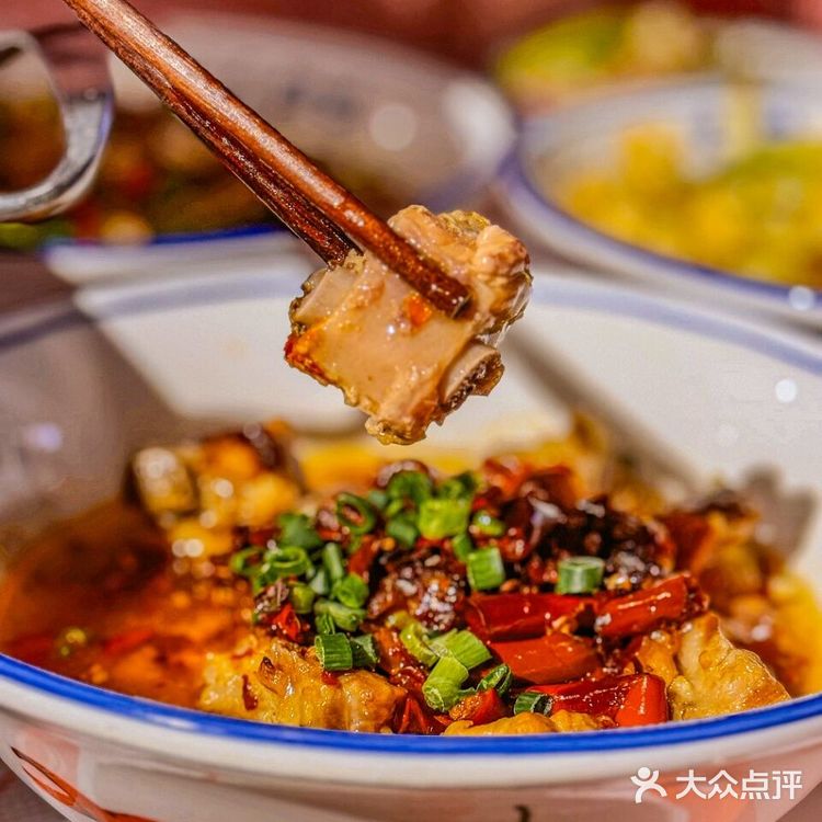 怀化本地朋友推的这家下饭菜真不错！