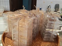 -Rosy洛绮·蛋糕咖啡店