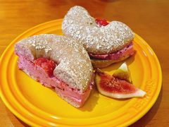 加州胭脂 California Pink-Catch Bagel(芳草地店)