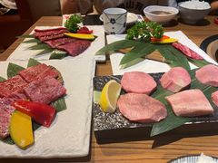 -炼火烤肉店